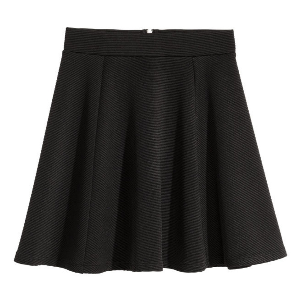 H&M Divided Black Mini A Line Circle Sirt, Size 8